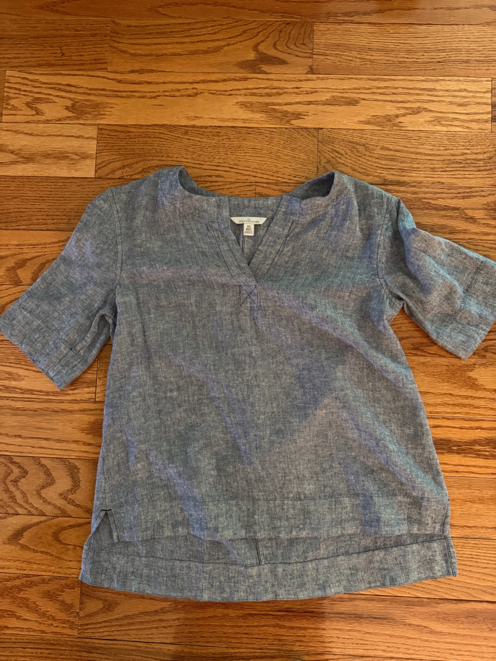 L.L. Bean Chambray V-Neck Short Sleeve Tunic - Blue